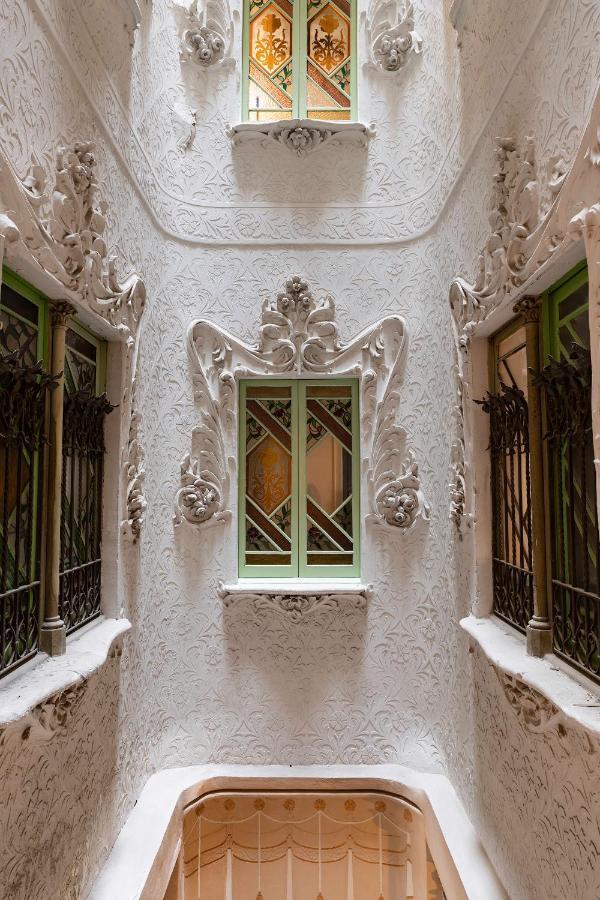 B-Garden Bcn Hostel Barcelona Exterior photo